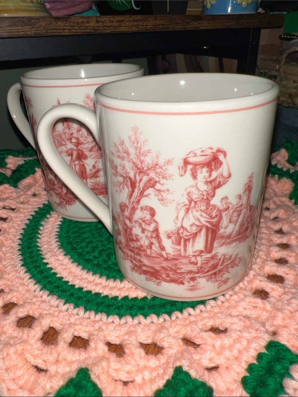 Classic Red Toile Porcelain Mugs I. Godinger & co. Set of 2
